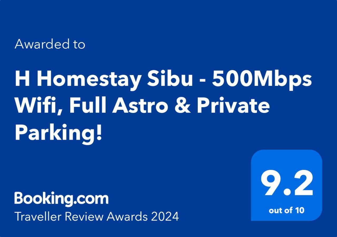 H Homestay Sibu - 1000Mbps 1Gbps Wifi, Astro & Auto Gate Parking Semi Detached House! エクステリア 写真