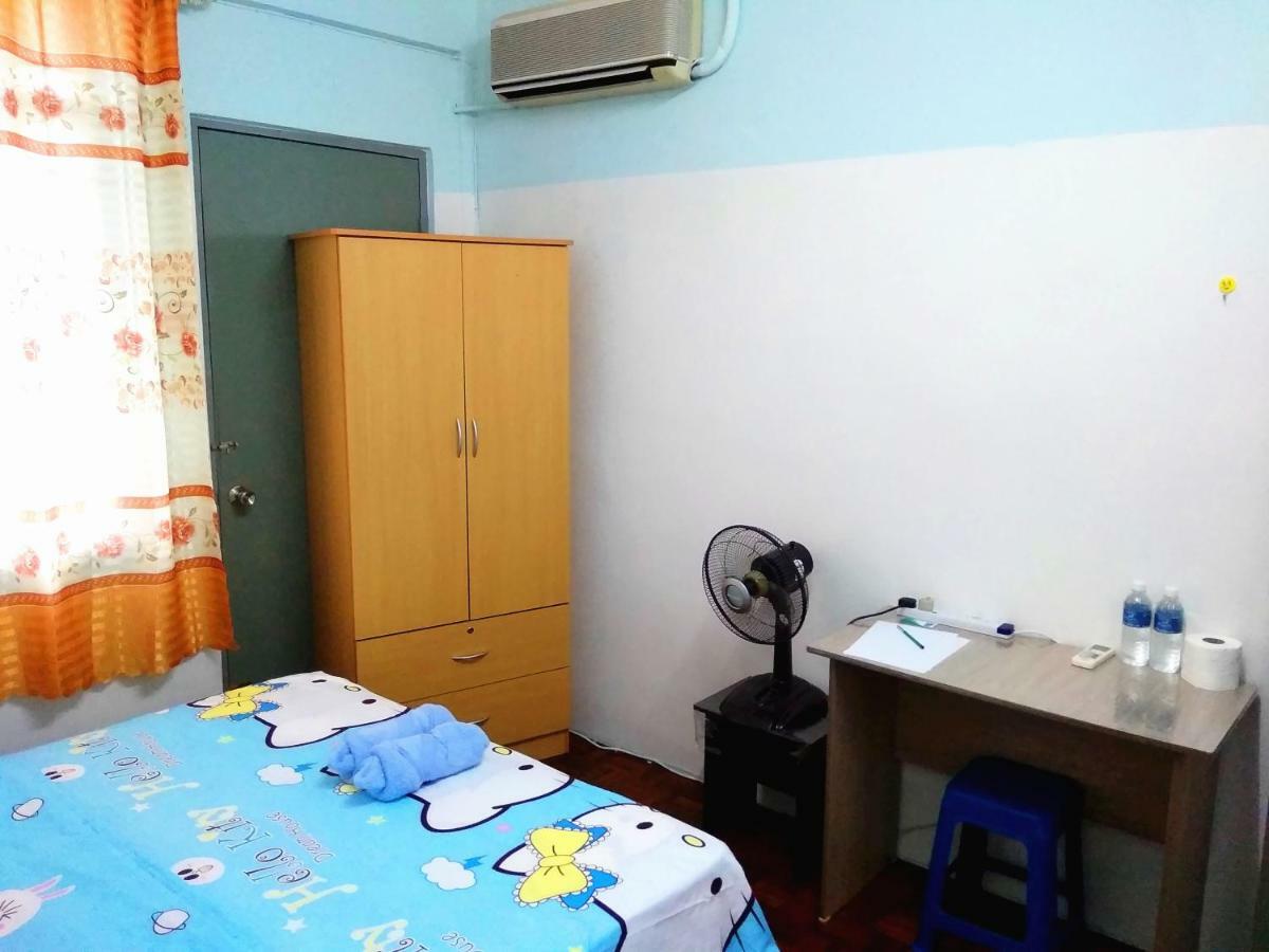 H Homestay Sibu - 1000Mbps 1Gbps Wifi, Astro & Auto Gate Parking Semi Detached House! エクステリア 写真